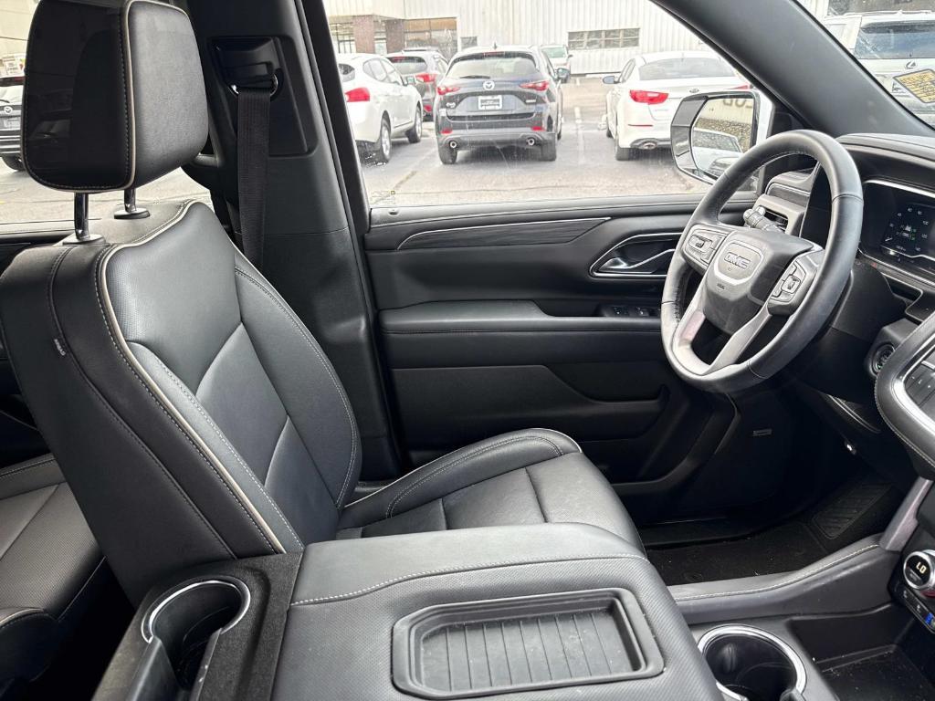 used 2024 GMC Yukon car, priced at $65,690