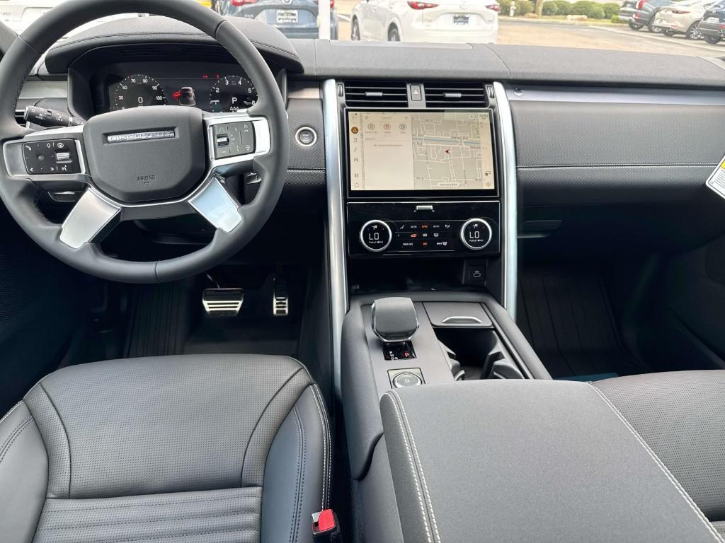 new 2025 Land Rover Discovery car, priced at $83,503