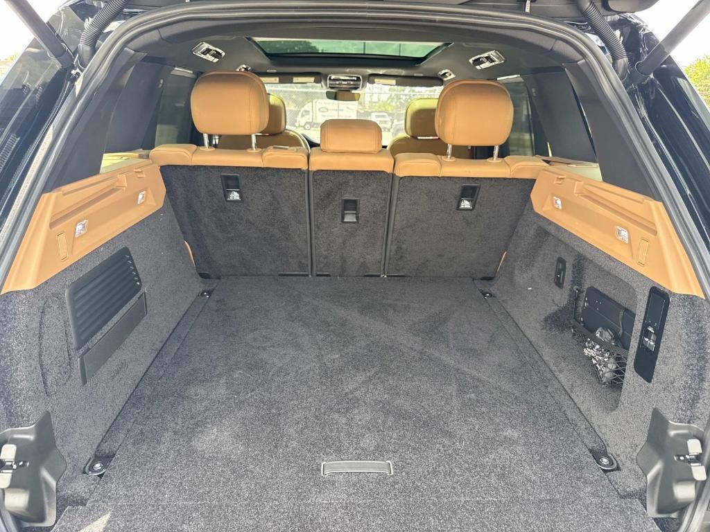 used 2023 Land Rover Range Rover car, priced at $104,888