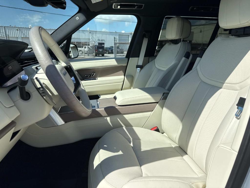 new 2025 Land Rover Range Rover car, priced at $151,400