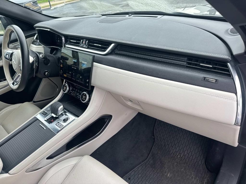 used 2025 Jaguar F-PACE car, priced at $48,888