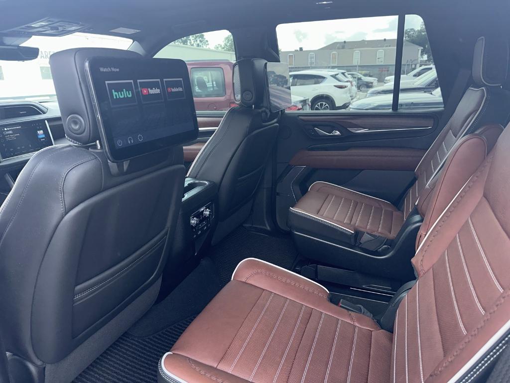used 2024 GMC Yukon car, priced at $95,550
