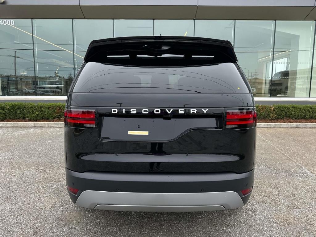 new 2025 Land Rover Discovery car, priced at $65,665