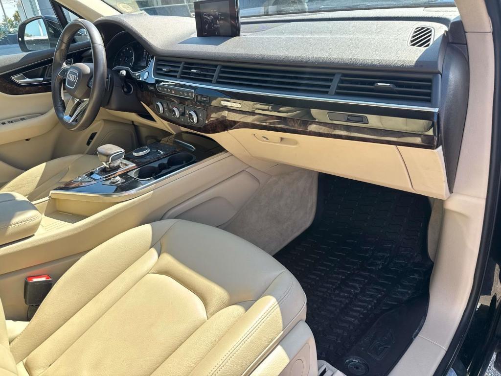 used 2018 Audi Q7 car, priced at $21,490