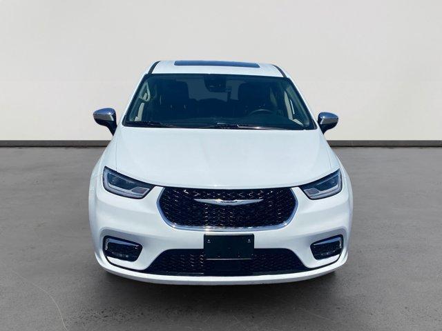 used 2023 Chrysler Pacifica Hybrid car, priced at $30,996