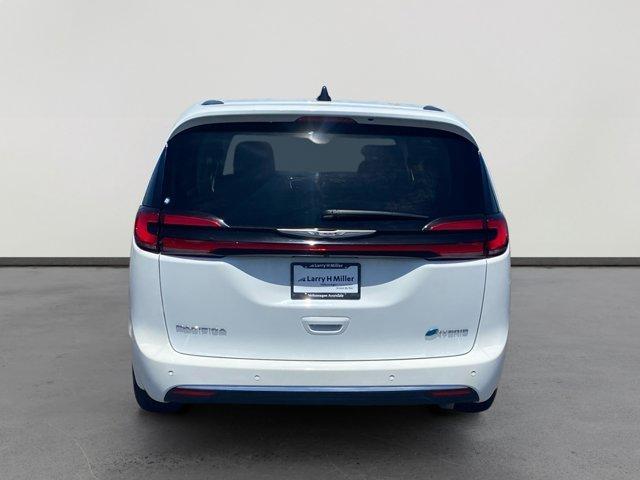 used 2023 Chrysler Pacifica Hybrid car, priced at $30,996