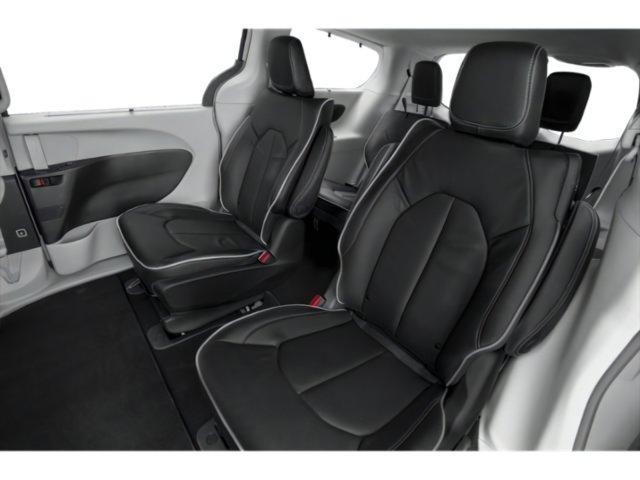 used 2023 Chrysler Pacifica Hybrid car, priced at $33,498