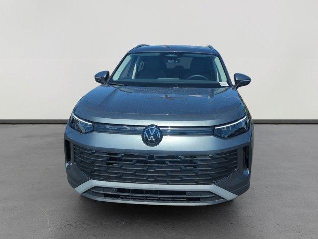 new 2025 Volkswagen Tiguan car, priced at $33,077