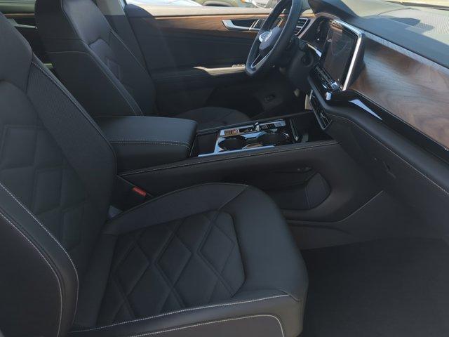 new 2026 Volkswagen Atlas car, priced at $44,324