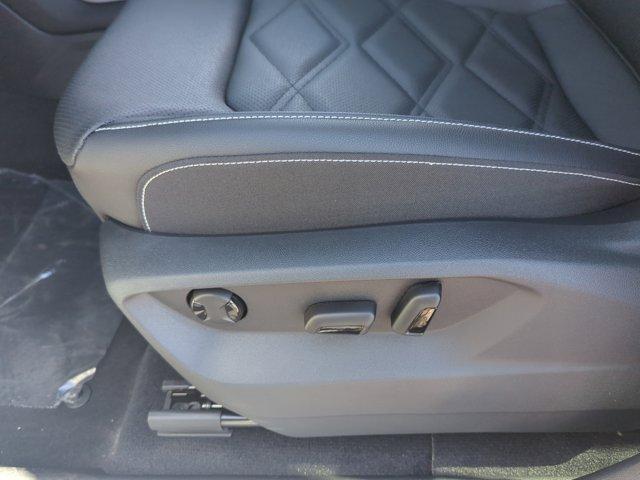 new 2026 Volkswagen Atlas car, priced at $44,324