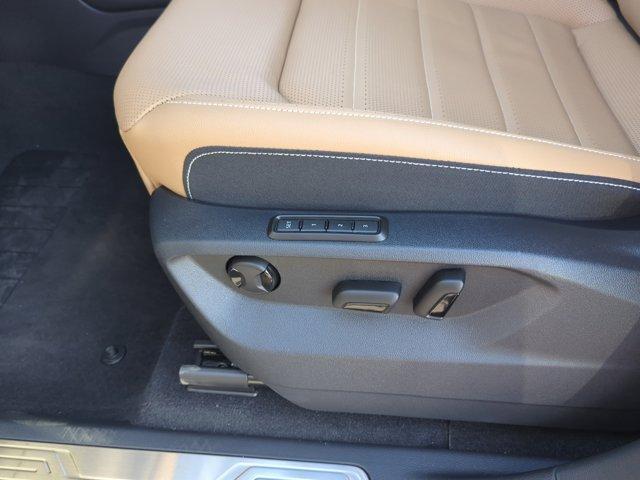 new 2026 Volkswagen Atlas Cross Sport car, priced at $50,717