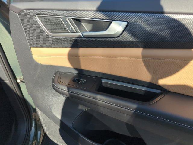 new 2026 Volkswagen Atlas Cross Sport car, priced at $50,717