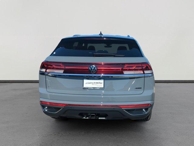new 2026 Volkswagen Atlas Cross Sport car, priced at $46,726