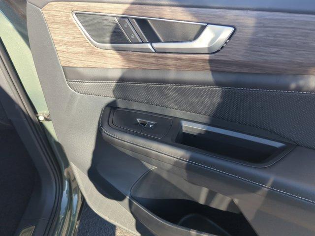 new 2026 Volkswagen Atlas car, priced at $48,821