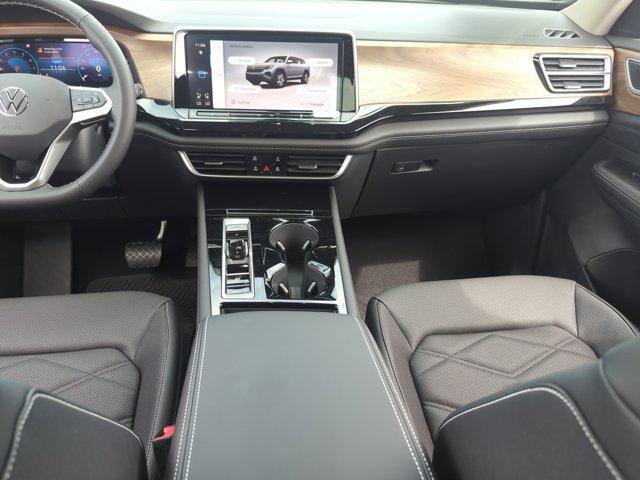 new 2026 Volkswagen Atlas car, priced at $44,388