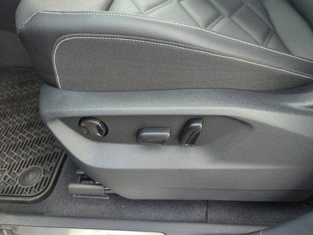 new 2026 Volkswagen Atlas car, priced at $44,388