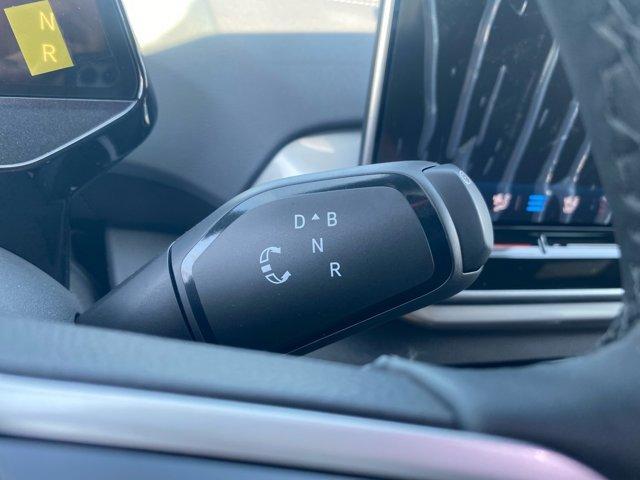 new 2025 Volkswagen ID.4 car, priced at $47,971