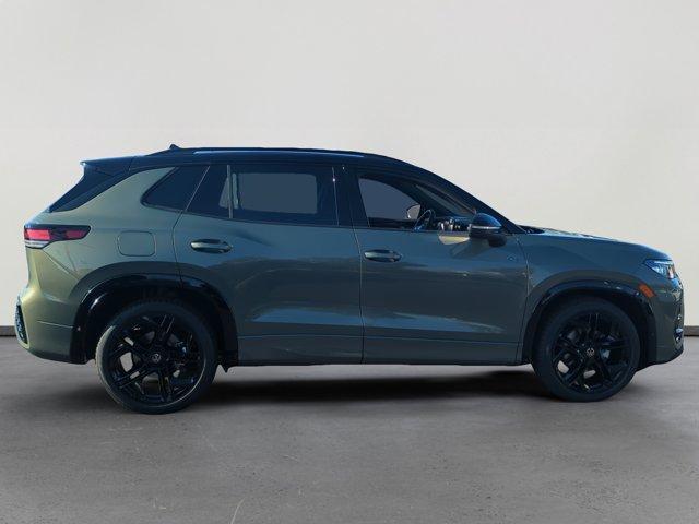 new 2026 Volkswagen Tiguan car, priced at $38,670