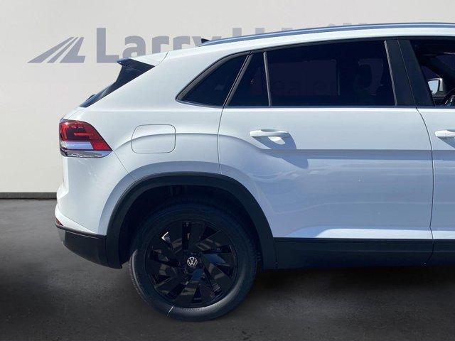 new 2025 Volkswagen Atlas Cross Sport car, priced at $43,038