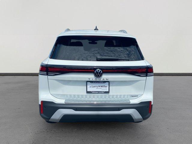 new 2025 Volkswagen Tiguan car, priced at $30,553
