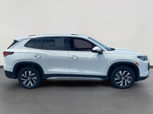 new 2025 Volkswagen Tiguan car, priced at $30,553