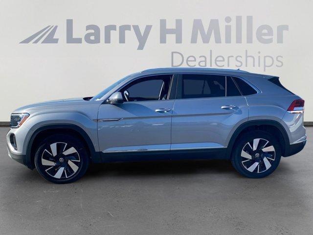 new 2024 Volkswagen Atlas Cross Sport car, priced at $44,087