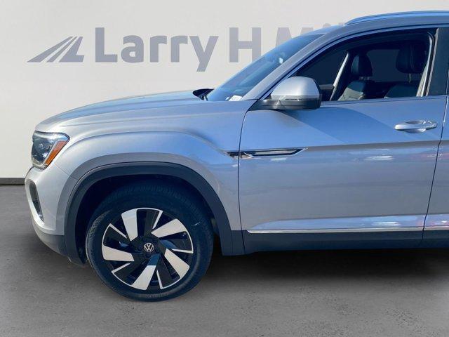 new 2024 Volkswagen Atlas Cross Sport car, priced at $44,087