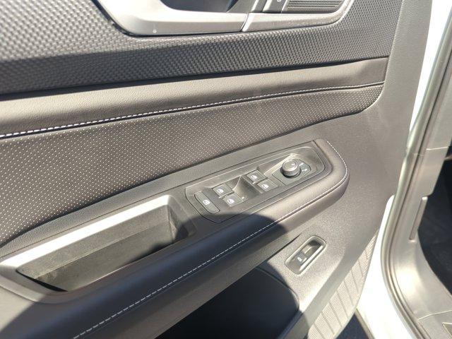 new 2026 Volkswagen Atlas Cross Sport car, priced at $49,351