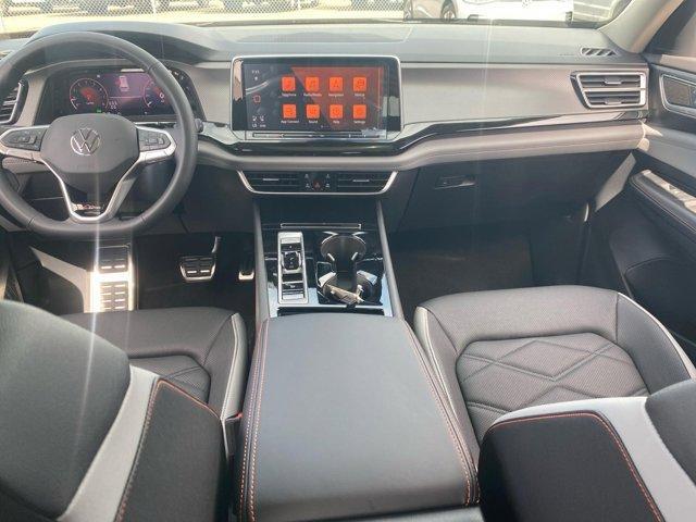 new 2025 Volkswagen Atlas car, priced at $46,919