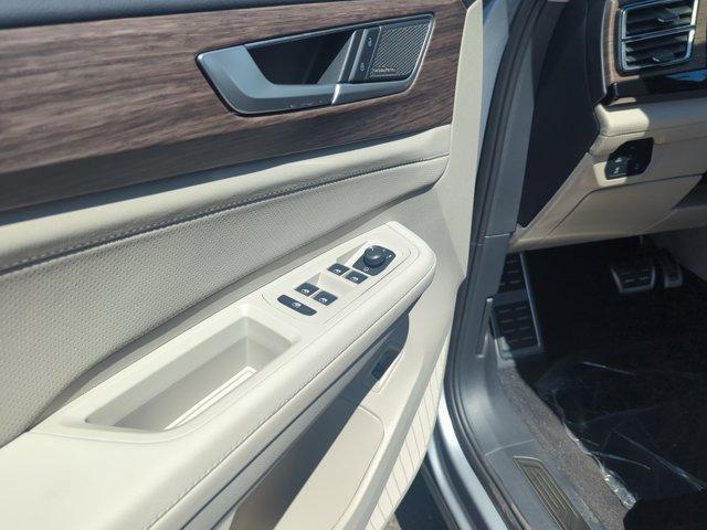 new 2026 Volkswagen Atlas car, priced at $55,544