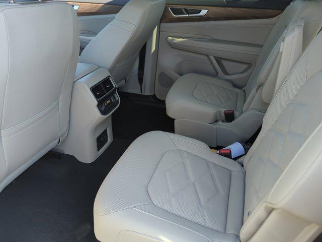 new 2026 Volkswagen Atlas car, priced at $46,052