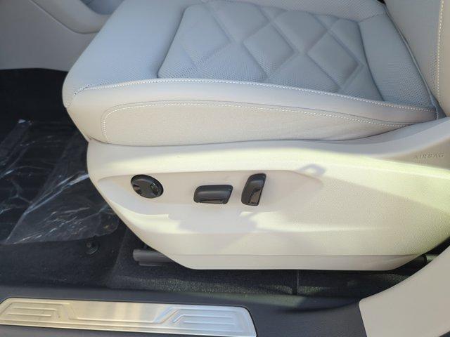 new 2026 Volkswagen Atlas car, priced at $46,052