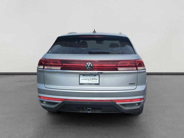 new 2025 Volkswagen Atlas Cross Sport car, priced at $43,826