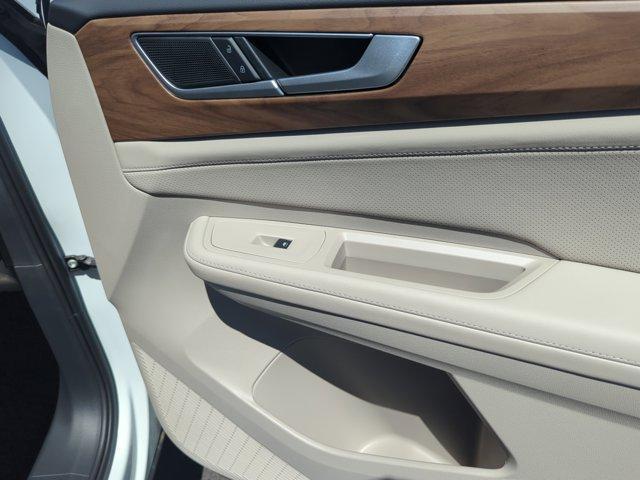 new 2026 Volkswagen Atlas car, priced at $45,873