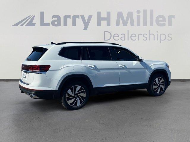 new 2025 Volkswagen Atlas car, priced at $42,626