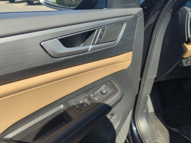 new 2026 Volkswagen Atlas Cross Sport car, priced at $44,421