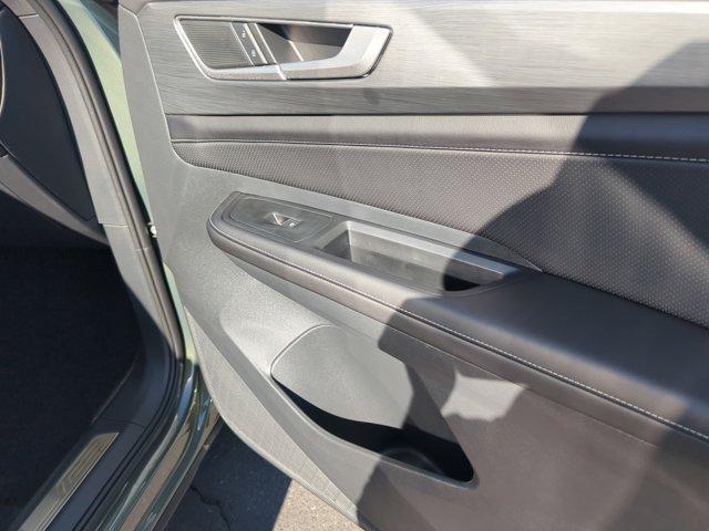 new 2026 Volkswagen Atlas Cross Sport car, priced at $43,241