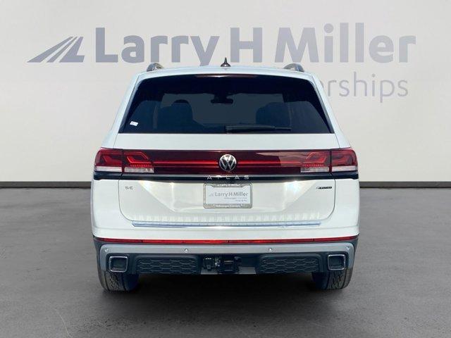 new 2025 Volkswagen Atlas car, priced at $46,556