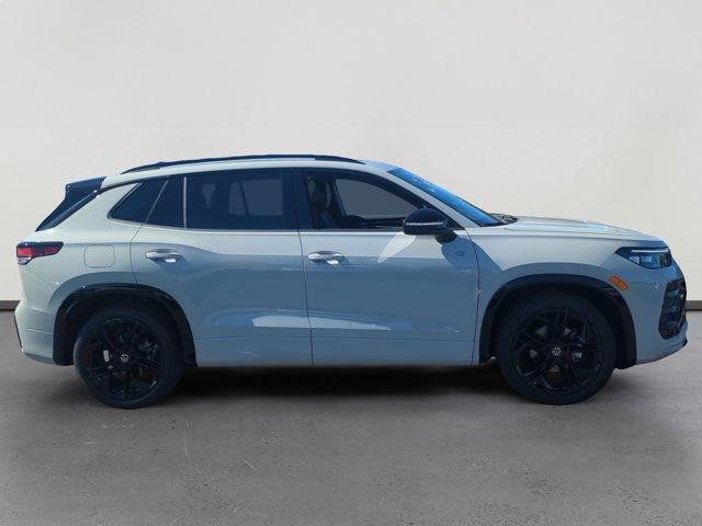 new 2026 Volkswagen Tiguan car, priced at $38,820