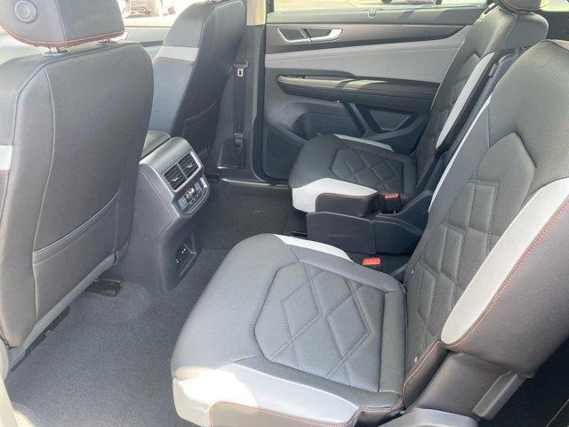 new 2025 Volkswagen Atlas car, priced at $43,754