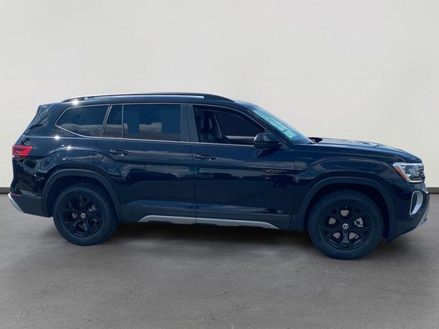 new 2025 Volkswagen Atlas car, priced at $43,754