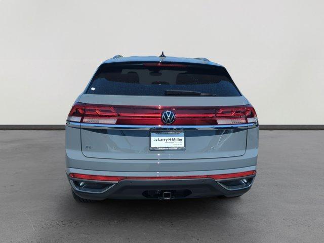 new 2026 Volkswagen Atlas Cross Sport car, priced at $42,812
