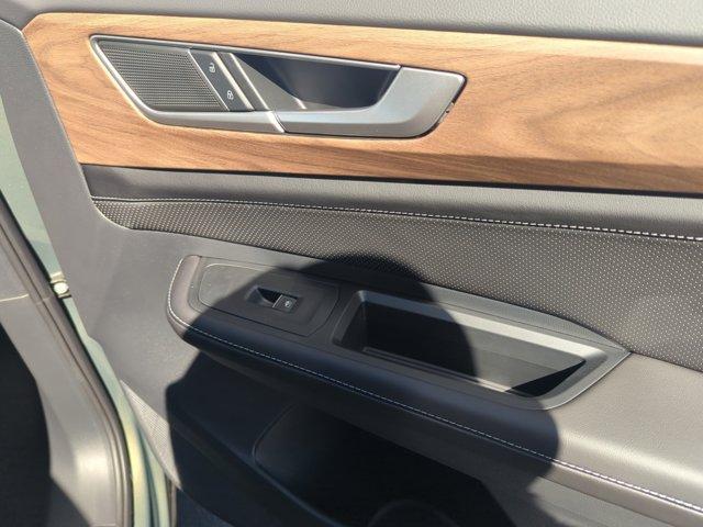 new 2026 Volkswagen Atlas car, priced at $44,762