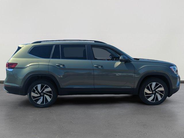 new 2026 Volkswagen Atlas car, priced at $44,762