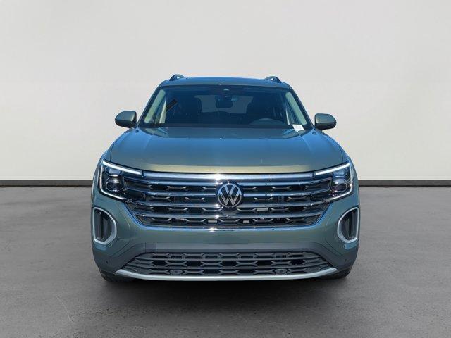 new 2026 Volkswagen Atlas car, priced at $44,762