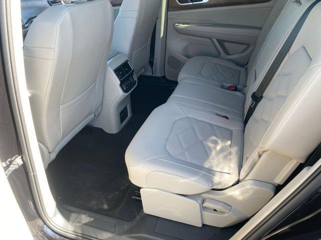 new 2025 Volkswagen Atlas car, priced at $39,725