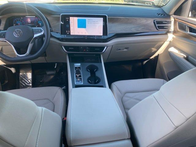 new 2025 Volkswagen Atlas car, priced at $39,725