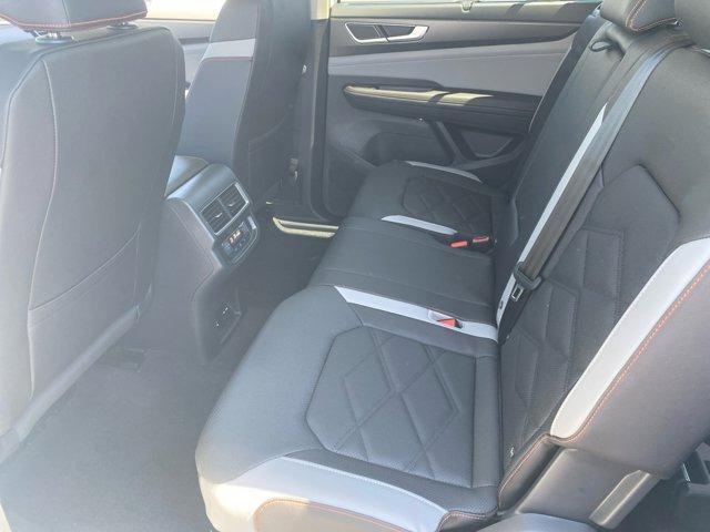 new 2025 Volkswagen Atlas car, priced at $43,574