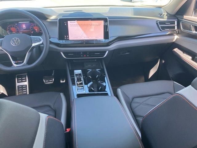 new 2025 Volkswagen Atlas car, priced at $43,574