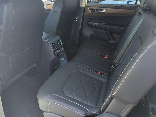 new 2026 Volkswagen Atlas car, priced at $44,824
